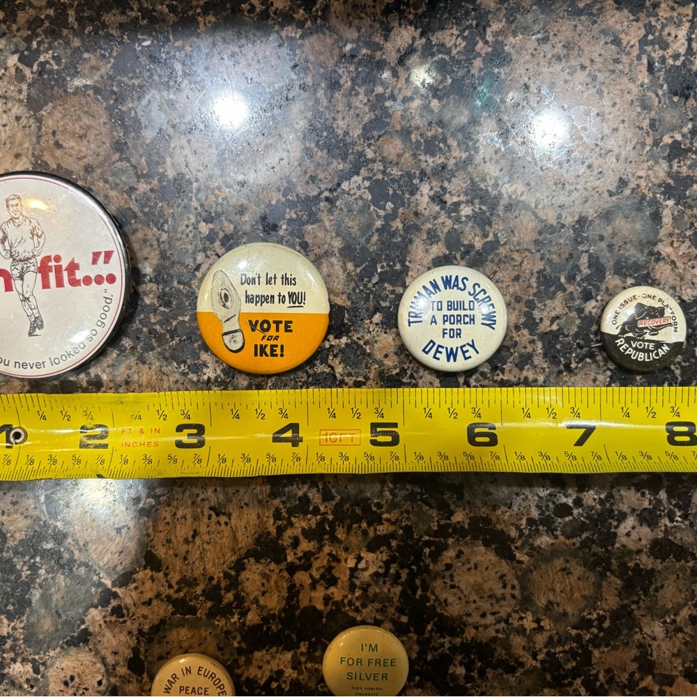 Assorted Political Campaign Buttons - Picture 2 of 3